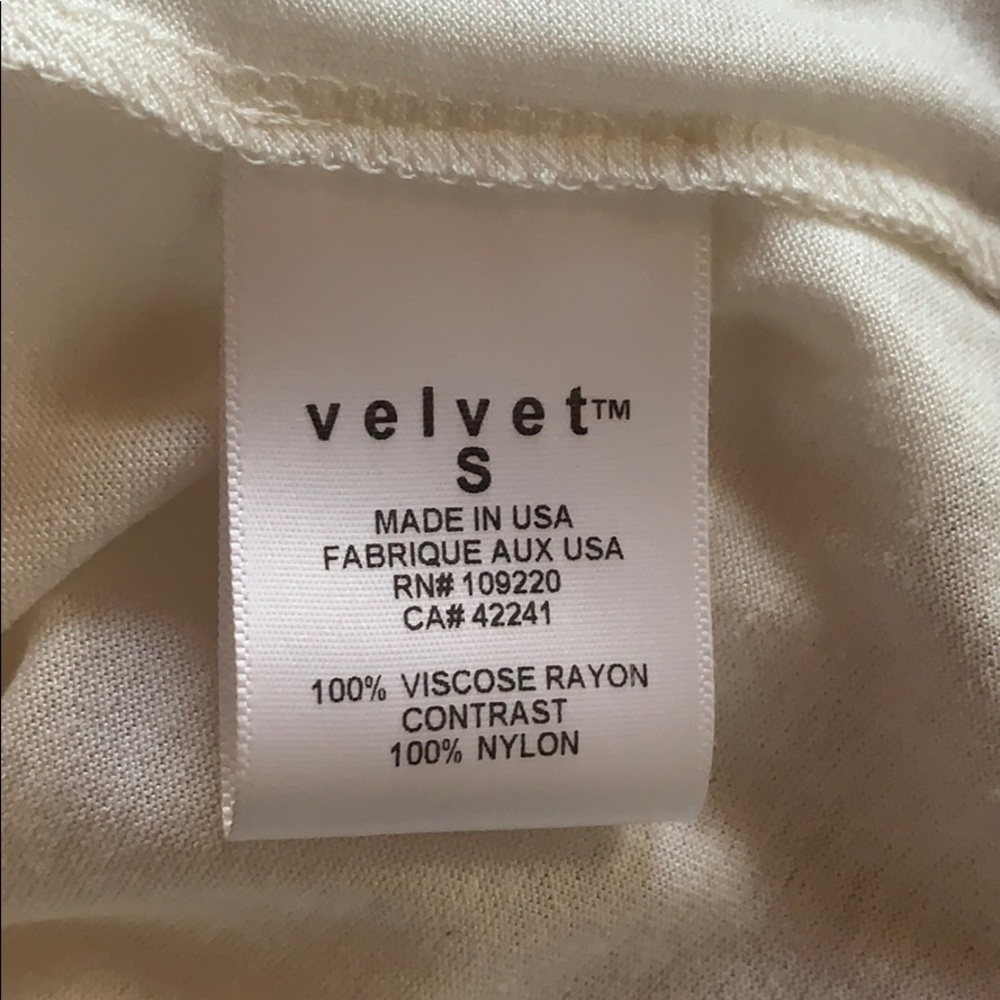 Velvet by Graham & Spencer Tank w/ Lace Detail - Picture 4 of 4